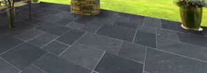 Lime Black 1.25" Rectangular Pattern Limestone Paver 