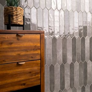 Renzo Storm Glossy Pickett Tile