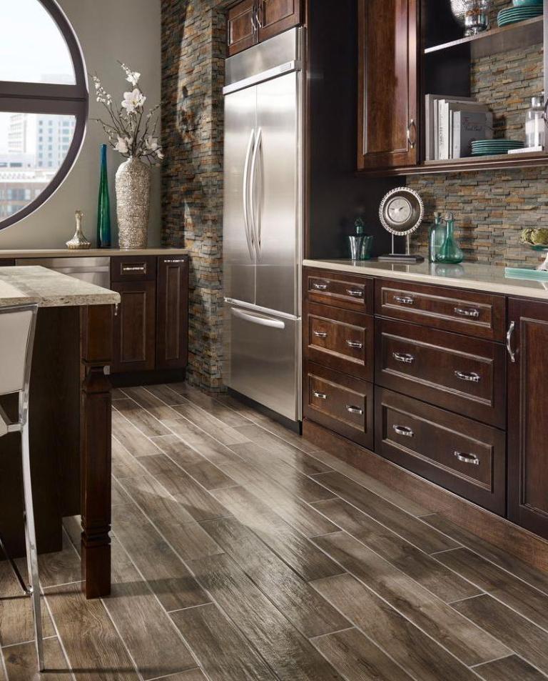 4 Key Advantages of Using Porcelain Tiles for Your Kitchen Flooring